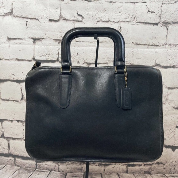Coach Vintage NYC Black Slim‎ Leather Satchel #9943 Unisex Bag Conditioned - Picture 1 of 12